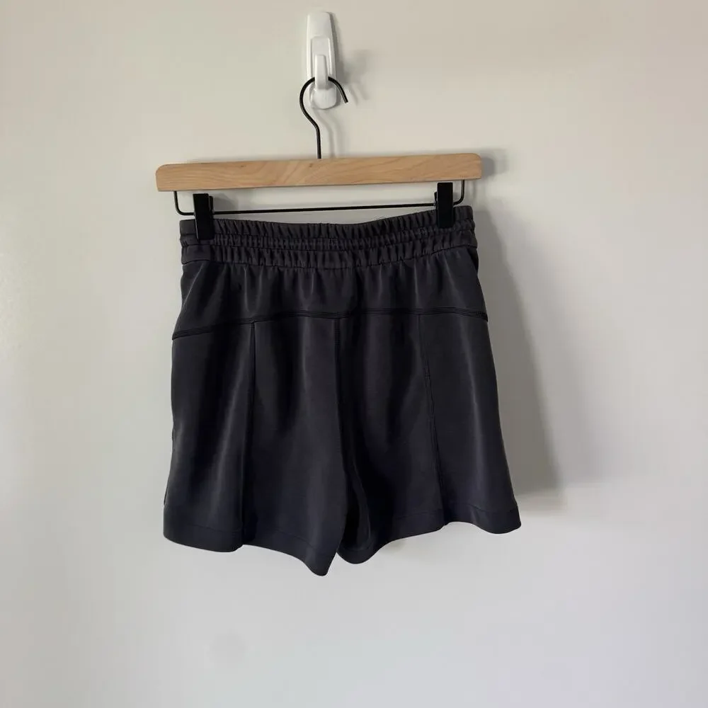 Lululemon Softstreme Bra Tank and High Rise Shorts Set Black/Grey Size 4